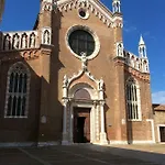 Luminoso Con Vista Canale Venise