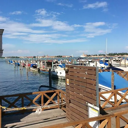 Apartmán Luminoso Con Vista Canale