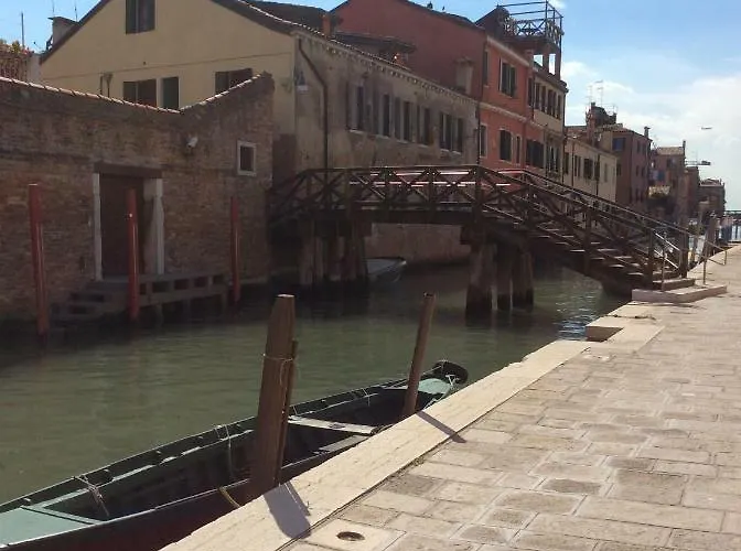 Apartmán Luminoso Con Vista Canale