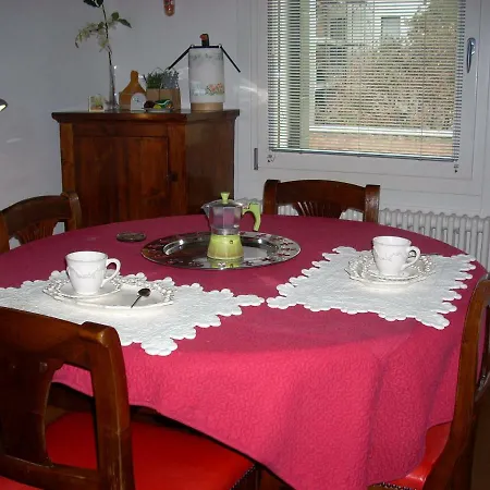 Con Vista Apartment *