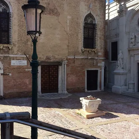 Con Vista Venice